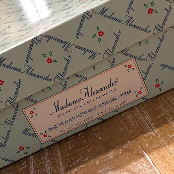 Blue Heaven Madame Alexander Huggums Doll - Picture 7 of 8